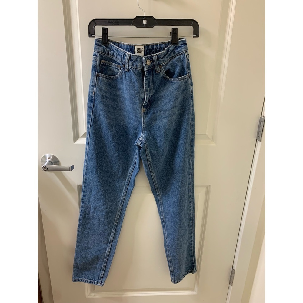 BDG Urban Outfitters Mom Jeans - Picture 3 of 7